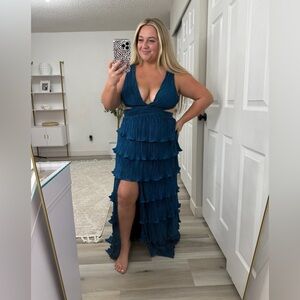 Elegant Teal Tiered Maxi Dress